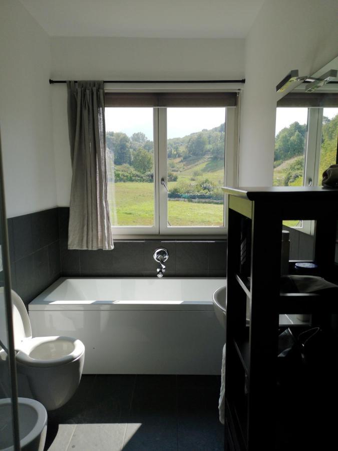 Aosta Stunning Panoramic Views From Modern Two Bedroom Apartment Luaran gambar